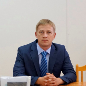 Мищенко Максим Алексеевич (декан фармацевтического факультета, ФГБОУ ВО 