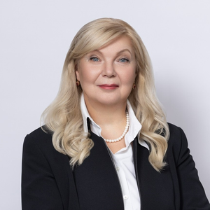 Irina Kuchukova (Moderator, Head of the Department at MOEX)